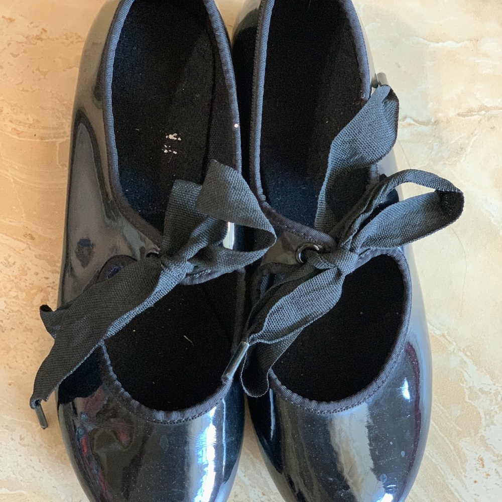 Tap shoes